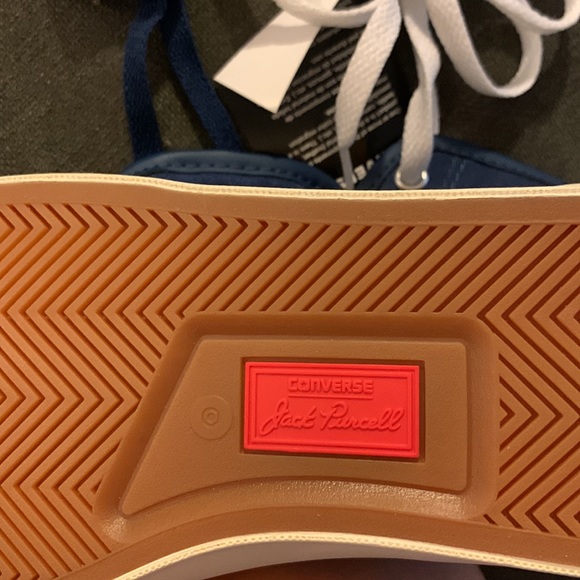 Converse - Picture 5 of 6